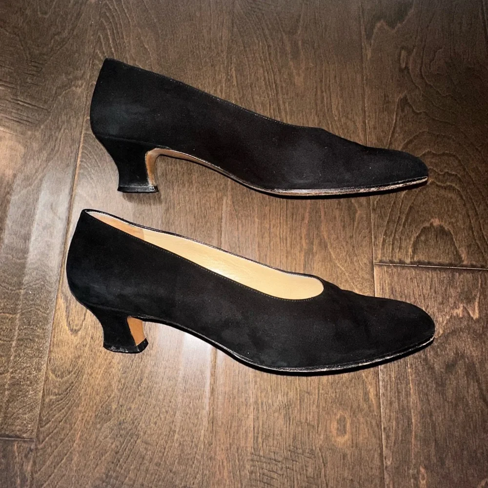 Vintage Gucci Black Suede Low Heel Pumps Made in Italy with Original Box Size 8